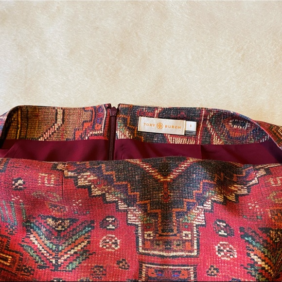 SOLD- HP 🎉 EUC Tory Burch Geo-Aztec Skirt - Picture 5 of 5